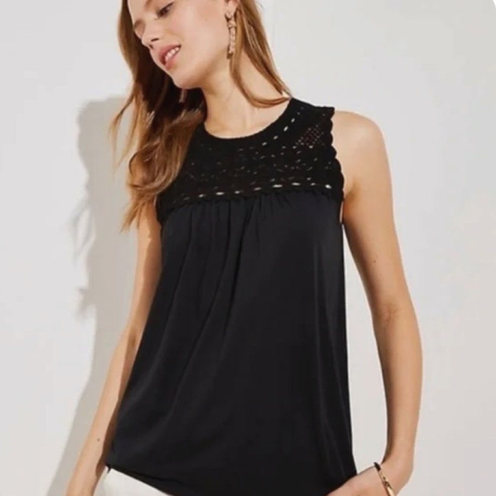 Old Navy Black Sleeveless Lace Top Women’s Size Small